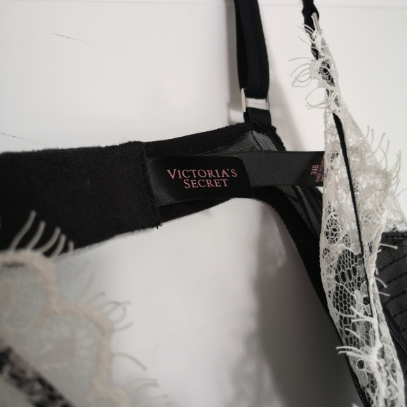 Cute French maid style Victoria's secret l… - Picture 2 of 4